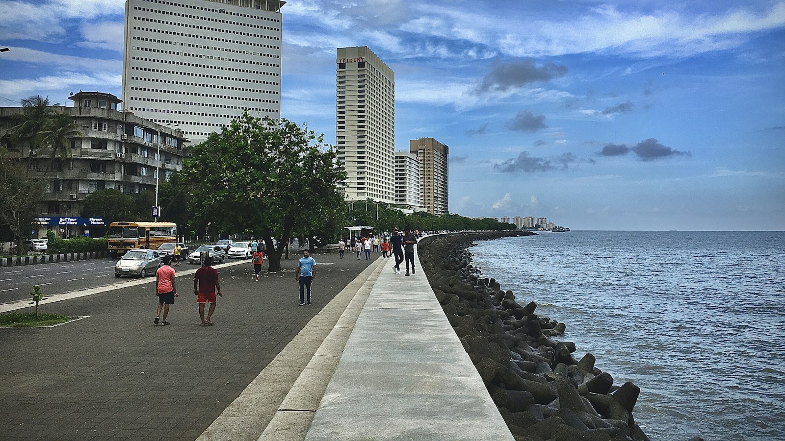 Marine Drive, Mumbai